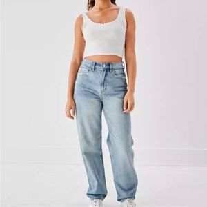 American Eagle baggy mom jean